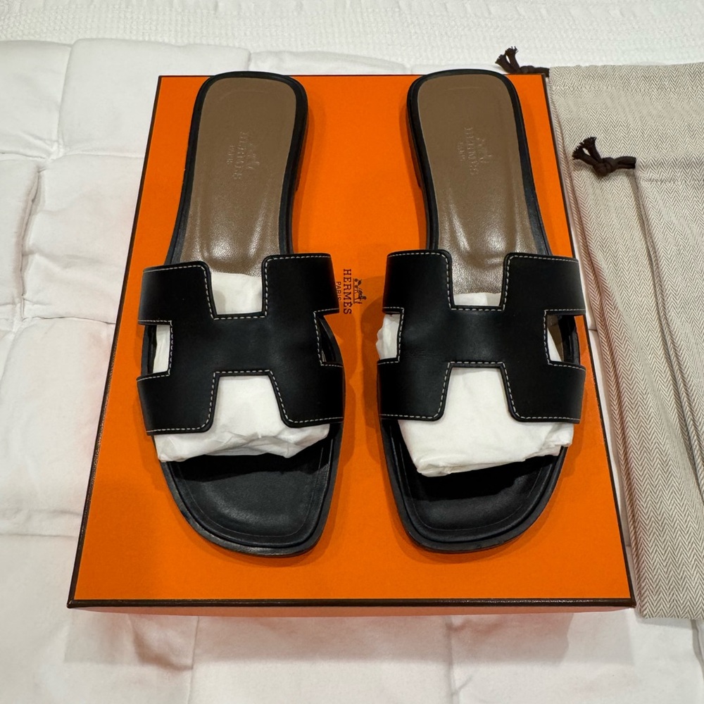 Hermes Oran Sandals - Black